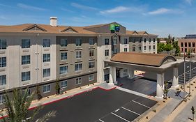 Holiday Inn Express & Suites Fresno River Park Hwy 41 By Ihg